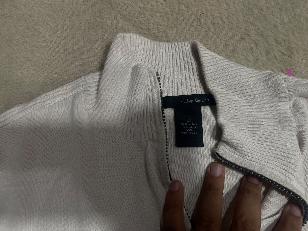 Vintage Calvin Klein Jeans Quarter-Zip Knit Sweater - Cream / Off-White (Size L) - Vint Drop